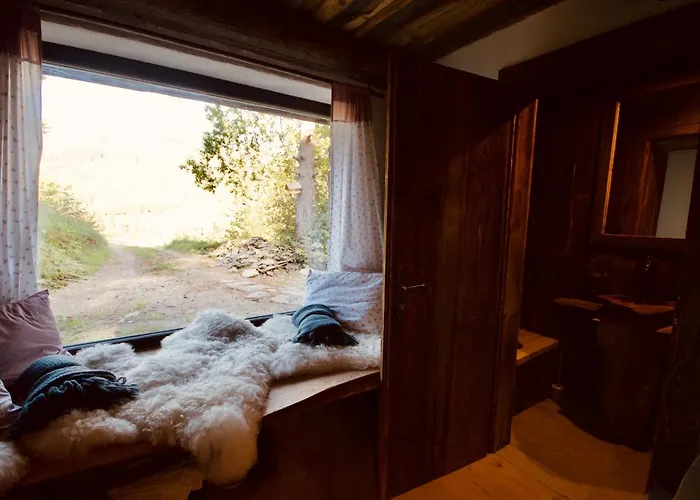 Na Samote Pod Skalou - Digitalny Detox Velicna